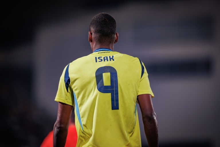 Liverpool’s Alexander Isak on Shearer comments and Newcastle United fans calling him a rat
