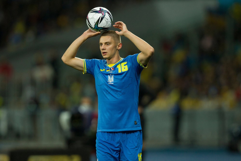 Vitaliy Mykolenko
