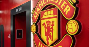 Aston Villa join Manchester United in battle for signing – Player agrees to leave, agent carrying out negotiations Manchester United