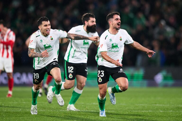 ‘Best positioned’ Aston Villa willing to pay for signing – Player direct request of Emery