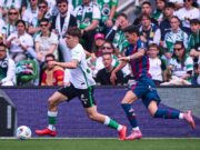 Manchester United consider signing low-cost alternative as last-minute transfer Manchester United and Newcastle United target Jorge Salinas in action for Racing Santander