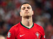 Manchester United star says losing cannot become “the norm” – Sends message after difficult start Diogo Dalot pictured lining up for Portugal