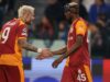 Everton appear to be passing up on opportunity to sign free agent Image of Mauro Icardi and Victor Osimhen celebrating a goal for Galatasaray