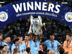 “I hope I don’t lose my titles” – Player provides insight into what Manchester City stars have been told Manuel Akanji lifts the Premier League trophy